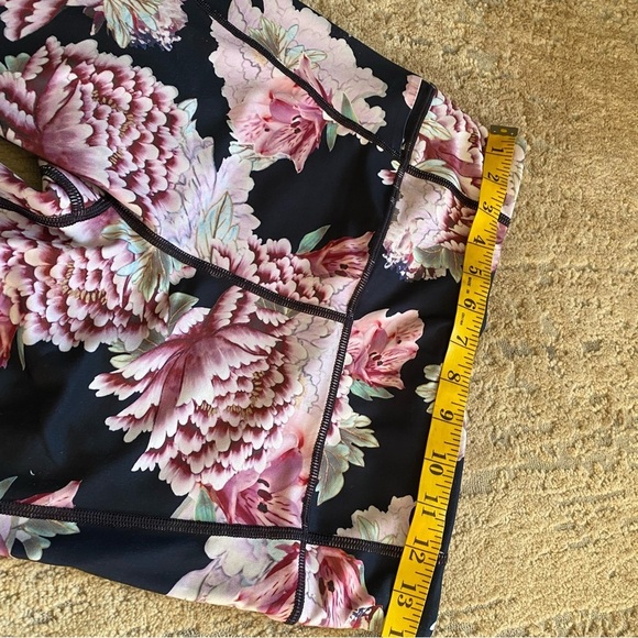 Athleta Run Free Garden Party Floral 7/8 Tight Yoga Pant Leggings Workout Gym: S - Picture 5 of 9